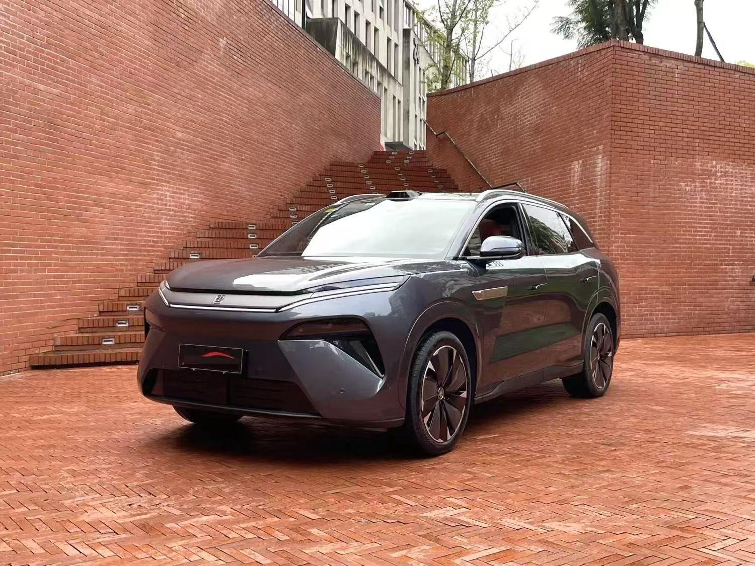 BYD Tang L EV